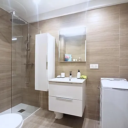 Quiet With Terrace Apartamento