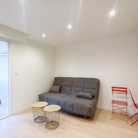 Quiet With Terrace Apartamento Cannes
